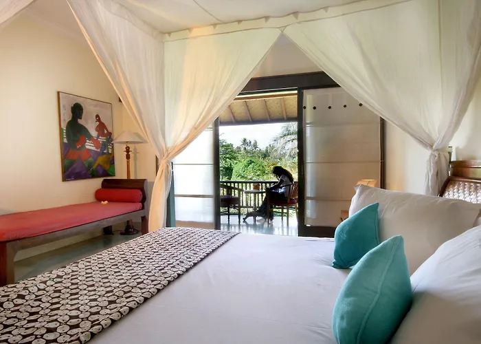 Alam Puri Art Museum & Resort 4*