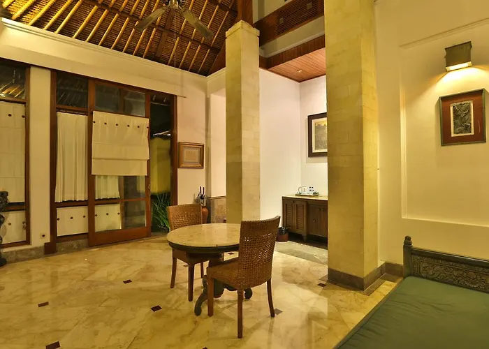 Resort Alam Puri Art Museum & Ubud (Bali)