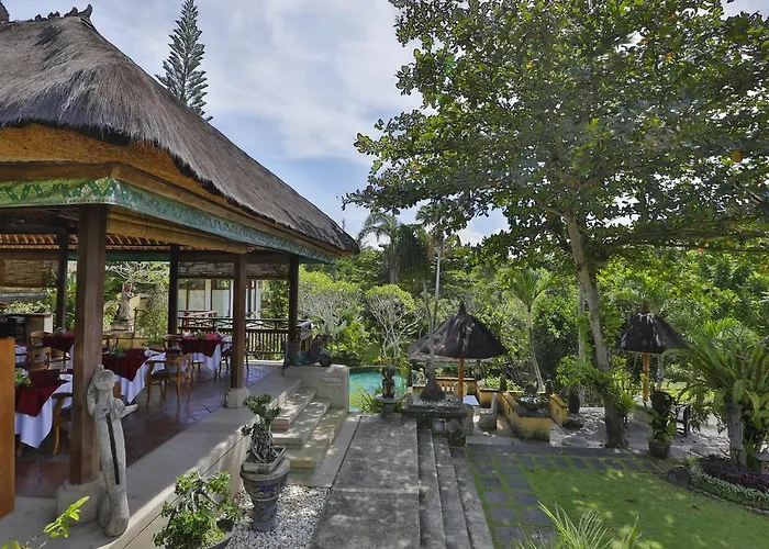 Resort Alam Puri Art Museum & Ubud (Bali)