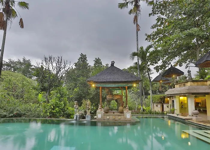 Alam Puri Art Museum & Ubud (Bali)