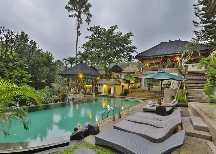 Alam Puri Art Museum & Ubud (Bali)
