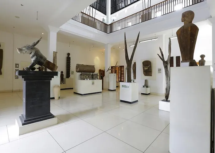 Alam Puri Art Museum &