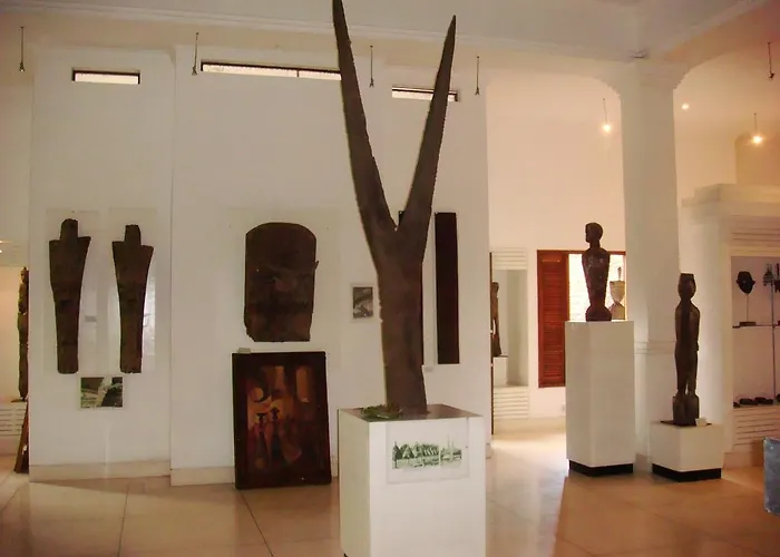 Alam Puri Art Museum & Resort