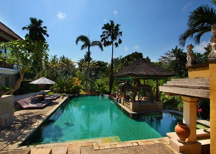 Alam Puri Art Museum & 4* Ubud (Bali)